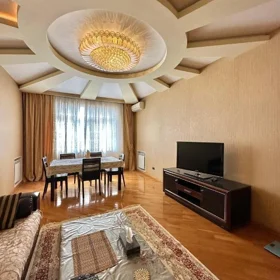 In Baku 100.0 m² apartment is for rent - Image 3