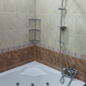 In Baku 140.0 m² apartment is for sale - Image 5