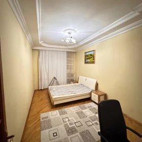 In Baku 145.0 m² apartment is for rent - Image 4