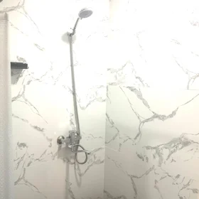 In Baku 80.0 m² apartment is for rent - Image 2