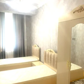 In Baku 80.0 m² apartment is for rent - Image 5