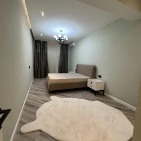 In Baku 130.0 m² apartment is for rent - Image 2