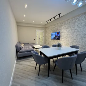 In Baku 130.0 m² apartment is for rent - Image 5