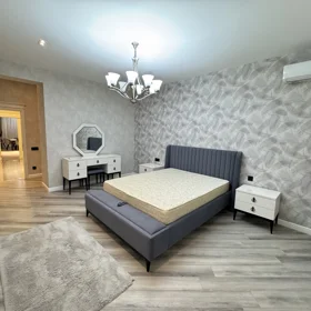 In Baku 130.0 m² apartment is for rent - Image 9