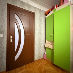 In Baku 70.0 m² apartment is for sale - Image 2