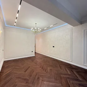 In Baku 63.0 m² apartment is for sale - Image 3