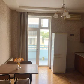 In Baku 100.0 m² apartment is for rent - Image 2