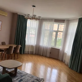 In Baku 100.0 m² apartment is for rent - Image 4