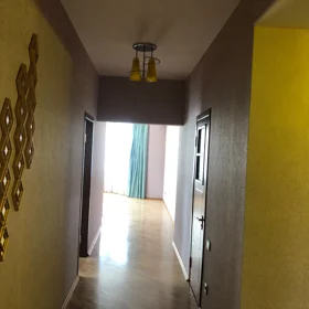 In Baku 100.0 m² apartment is for rent - Image 9