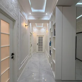 In Baku 100.0 m² apartment is for sale - Image 9