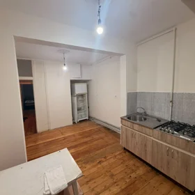 In Baku 65.0 m² apartment is for rent - Image 6