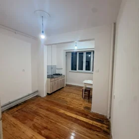 In Baku 65.0 m² apartment is for rent - Image 7