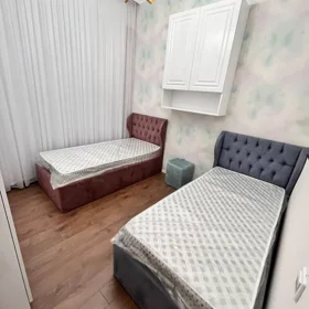 In Baku 70.0 m² apartment is for sale - Image 8