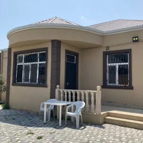 In Binəqədi rayonu 120.0 m² house with 3.0 rooms is for rent - Image 5