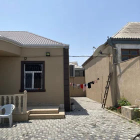 In Binəqədi rayonu 120.0 m² house with 3.0 rooms is for rent - Image 9
