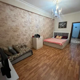 In Baku 70.0 m² apartment is for rent - Image 3