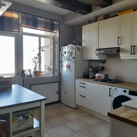 In Baku 102.0 m² apartment is for sale - Image 5