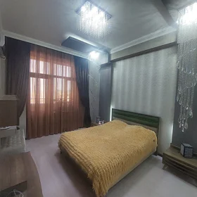 In Baku 170.0 m² apartment is for sale - Image 2