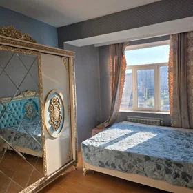In Baku 200.0 m² apartment is for rent - Image 6