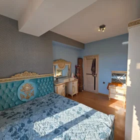 In Baku 200.0 m² apartment is for rent - Image 7