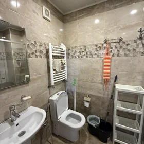 In Khirdalan 65.0 m² apartment is for sale - Image 7