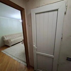 In Baku 75.0 m² apartment is for rent - Image 8