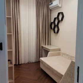 In Baku 72.0 m² apartment is for sale - Image 2