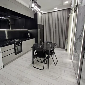 In Baku 140.0 m² apartment is for rent - Image 5