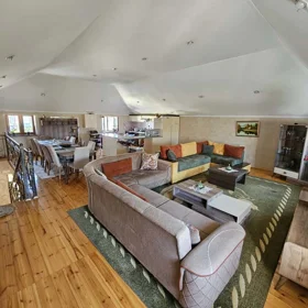 In nan 160.0 m² house with 4.0 rooms is for sale - Image 4