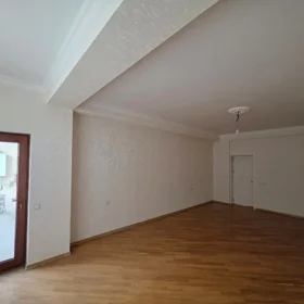 In Baku 158.0 m² apartment is for sale - Image 3