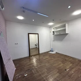 In Baku 160.0 m² commercial is for rent - Image 4