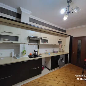 In Baku 80.0 m² apartment is for rent - Image 10