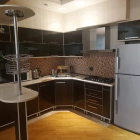 In Baku 80.0 m² apartment is for rent - Image 2