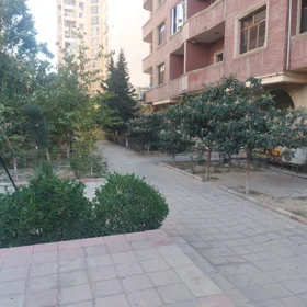 In Baku 80.0 m² apartment is for rent - Image 7