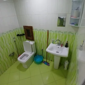 In Khirdalan 70.0 m² apartment is for sale - Image 6