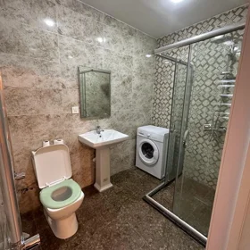 In Baku 75.0 m² apartment is for sale - Image 5