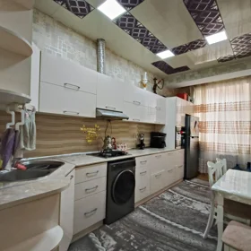 In Baku 81.0 m² apartment is for sale - Image 9