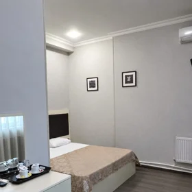 In Baku 900.0 m² commercial is for rent - Image 2