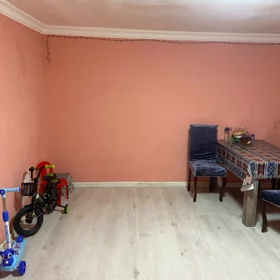 In Baku 100.0 m² house with 3.0 rooms is for sale - Image 9