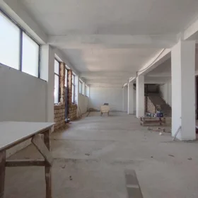 In Baku 500.0 m² commercial is for rent - Image 8