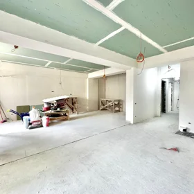 In Baku 170.0 m² apartment is for sale - Image 5