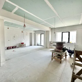In Baku 170.0 m² apartment is for sale - Image 6