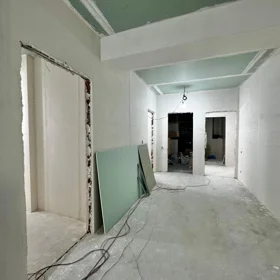 In Baku 170.0 m² apartment is for sale - Image 9