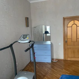 In Baku 107.0 m² apartment is for sale - Image 2