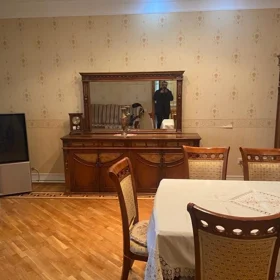 In Baku 107.0 m² apartment is for sale - Image 5