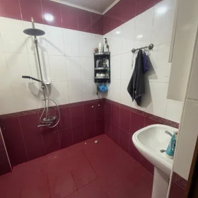 In Baku 57.0 m² apartment is for rent - Image 10