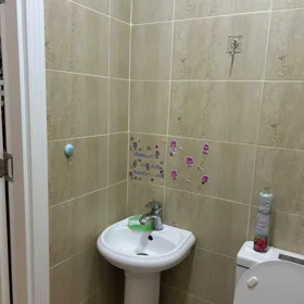 In Baku 89.0 m² apartment is for sale - Image 2