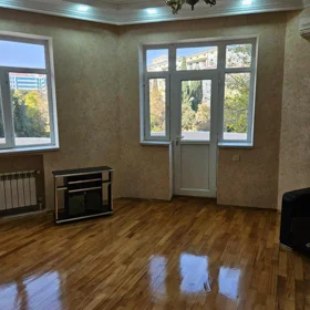 In Baku 138.0 m² apartment is for sale - Image 5