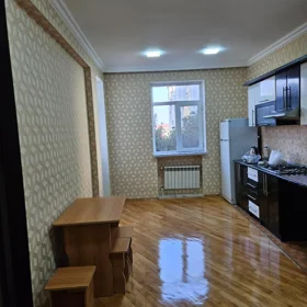 In Baku 138.0 m² apartment is for sale - Image 9