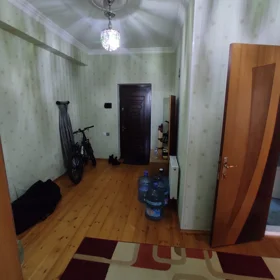 In Baku 107.0 m² apartment is for rent - Image 4